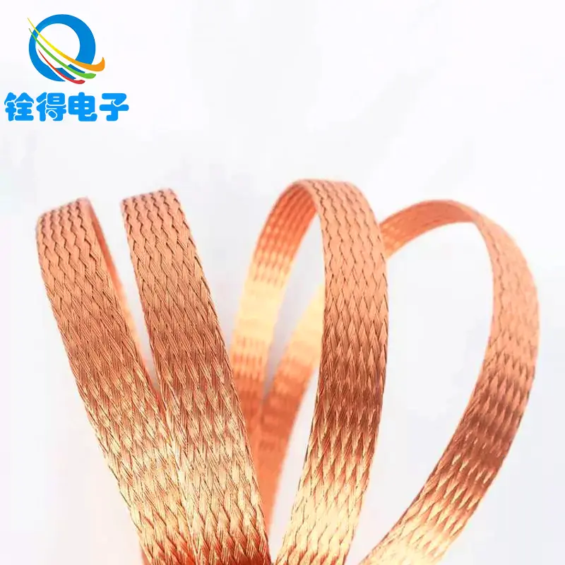 ¿Cuál es la función de la trenza de cobre en cable coaxial?
